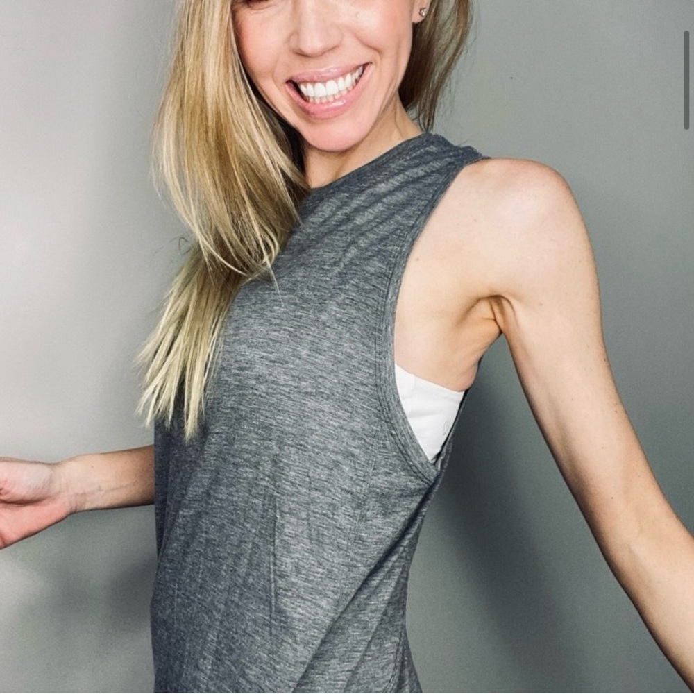 Lululemon Muscle Tank Heathered Gray